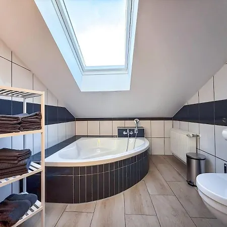 Close To Nature With Balcony View * Mendig