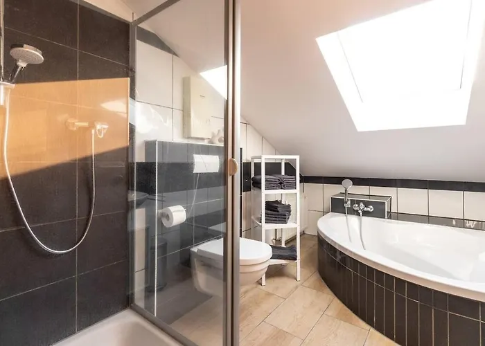 Close To Nature With Balcony View Mendig